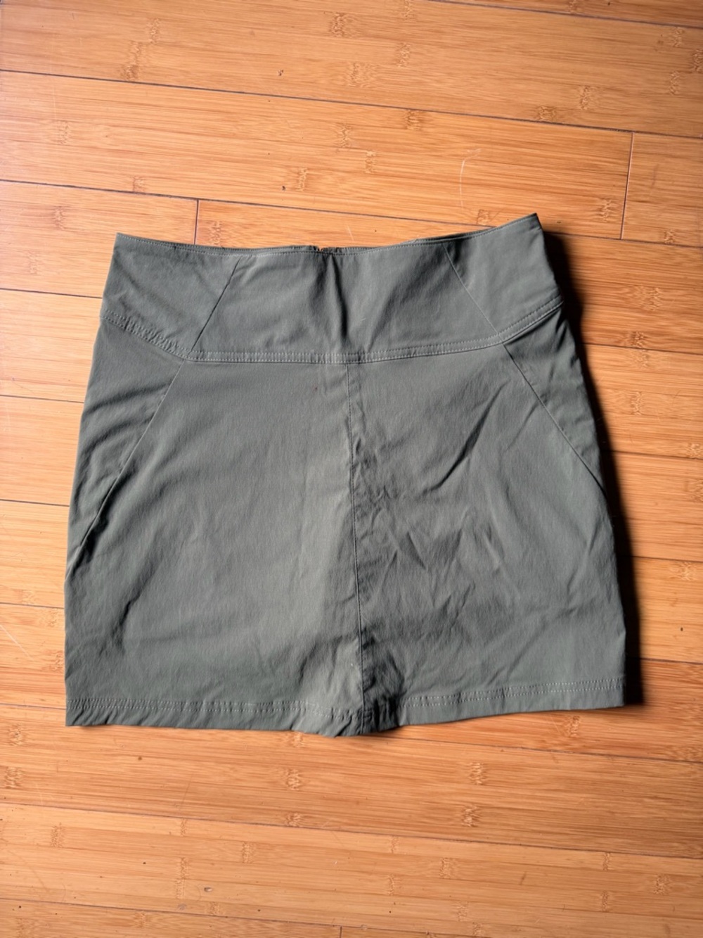 Royal Robbins Olive Green Skort Size 6 | Minimalist Utility Outdoor Skirt Shorts